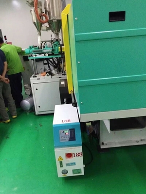 Plastic de Temperatuurcontrolemechanisme Water Heating Unit van de Injectievorm