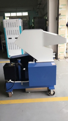 7.5KW het plastiek loopt Pulverizer van de Hoge snelheidsgranulator Machine og-10FS Gray Color over