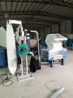 SUS-de Granulator van de Staalhoge snelheid Plastic Recyclingsmachine voor Tekorten het Snijden