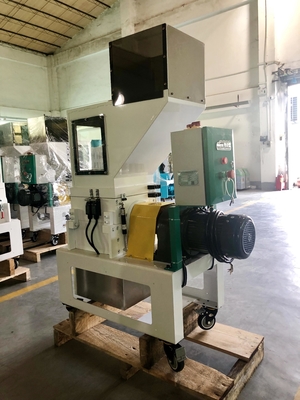 Industriële Sprues van de Molengranulator for plastic van de Langzame Snelheids Plastic Maalmachine Tekorten