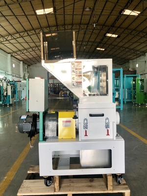 De Industriële Plastic Molen met lage snelheid og-2LS van de Maalmachinegranulator voor Sprues Tekorten