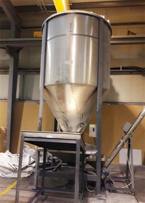 Verticale kunststofmengmachine voor efficiënte snelheidsmenging