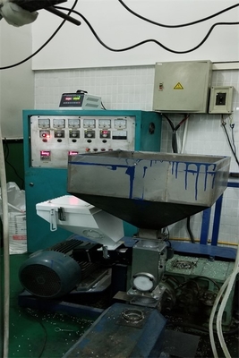 220V / 380V plastic het Mengen zich Volumetrische het Doseren van Machinemasterbatch Eenheid