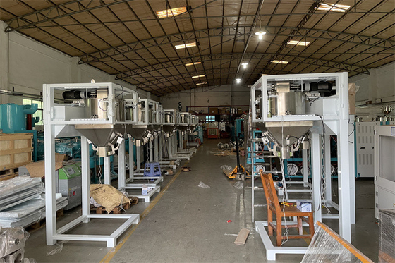 Semi Auto de Machine van de Korrelverpakking het Wegen Verpakking die voor Plastic TPU-pvc stapelen