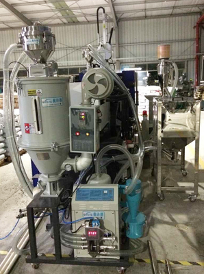 Het compacte Auto Afzonderlijke Type van Vultrechterlader voor Plastic Korrelshars