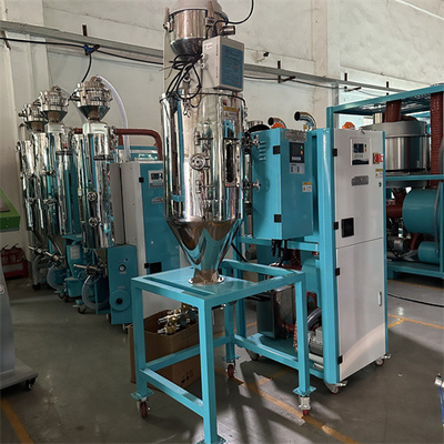 CE-standaard ontvochtigende hopper droger AC220-380V 4-40Kw warmtevermogen