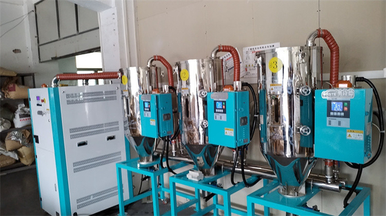 Vlekvrye staal hopper desiccant droger voor kunststof temperatuurregeling bereik 50C-180C