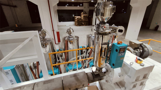 Vlekvrye staal hopper desiccant droger voor kunststof temperatuurregeling bereik 50C-180C
