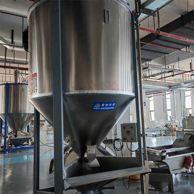 Handmatige of automatische voedingsmachine voor het mengen van kunststof voor consistente productie